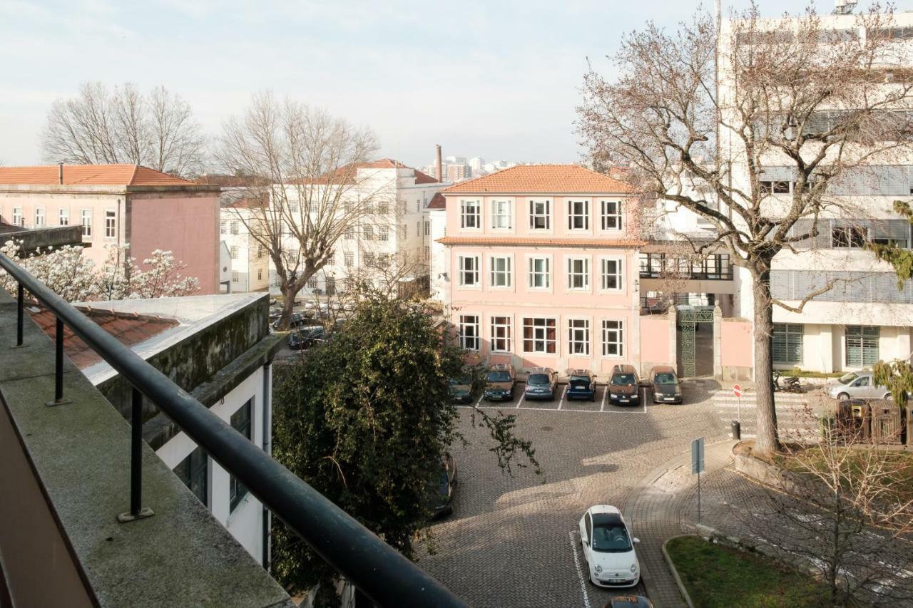 Apartment With Balcony In The Square OOporto Exterior foto
