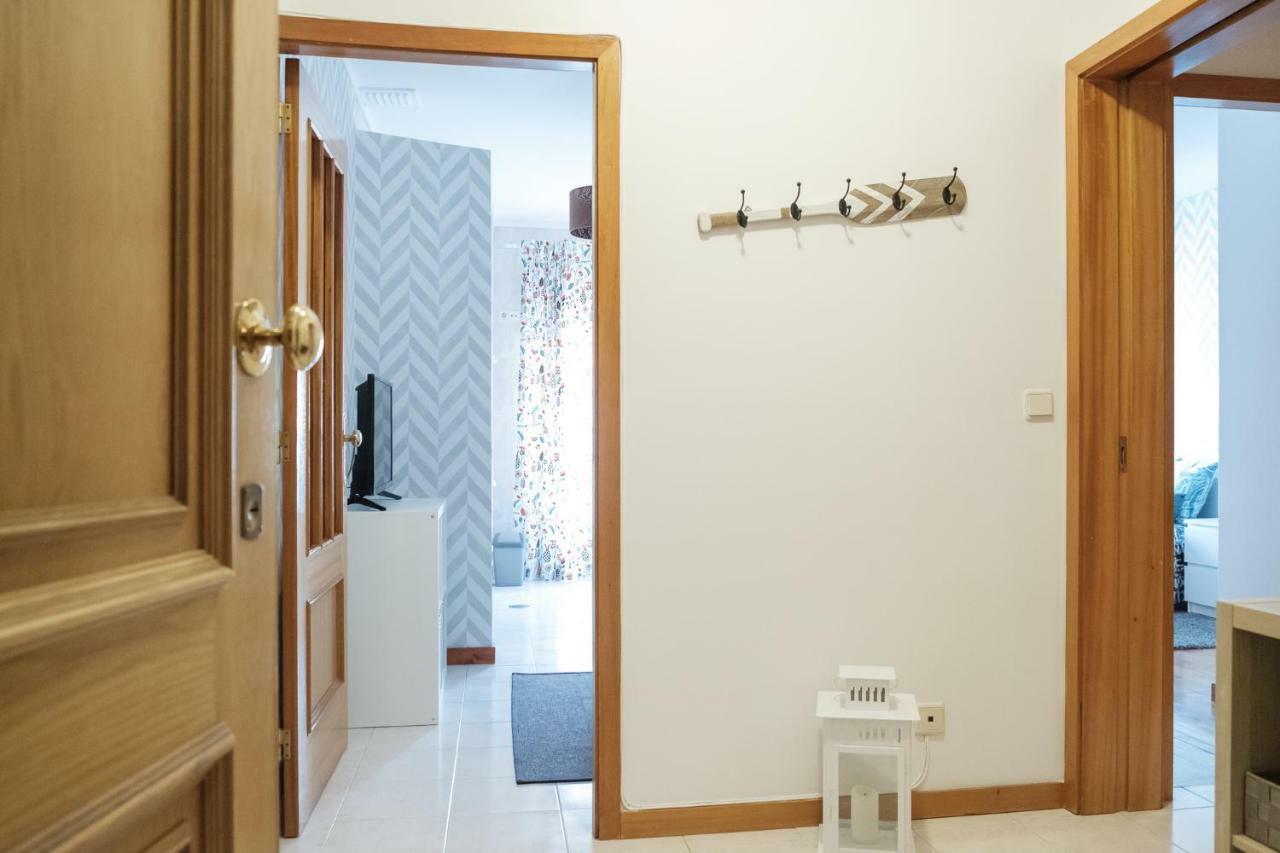 Apartment With Balcony In The Square OOporto Exterior foto