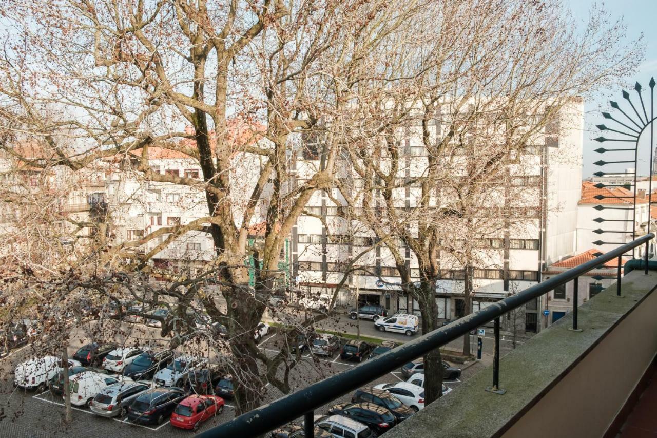 Apartment With Balcony In The Square OOporto Exterior foto